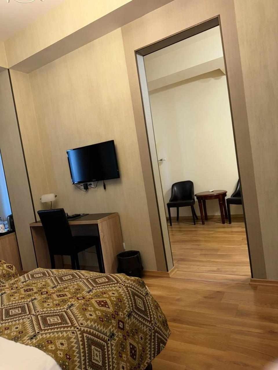 Hotel Diamond Tbilisi Exterior photo